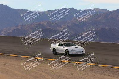 media/Jan-08-2023-SCCA SD (Sun) [[8f6a5b9391]]/Intermediate Group/Session 1 (Bowl)/